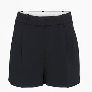Aritzia Wilfred Effortless 3 inch black shorts. Never worn